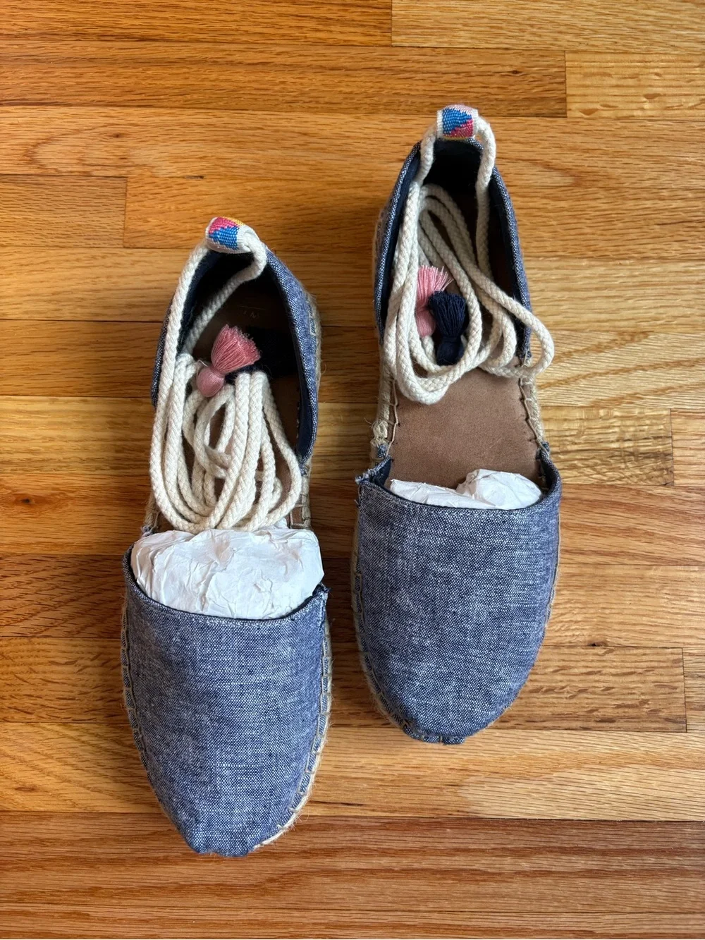 TOMS Women’s Katalina Chambray Espadrille